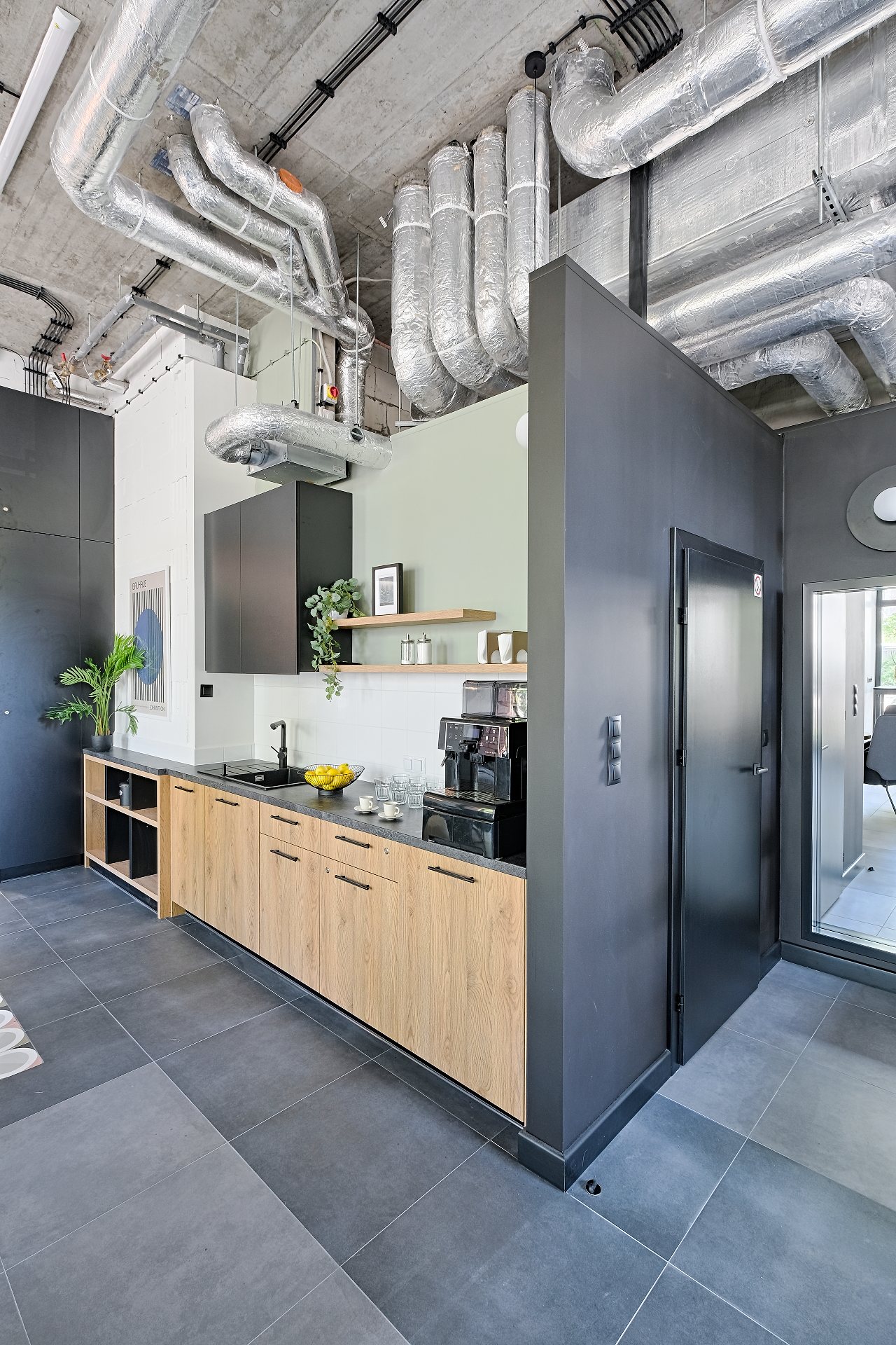 Kitchen and coffee area in the La Praga Club Room